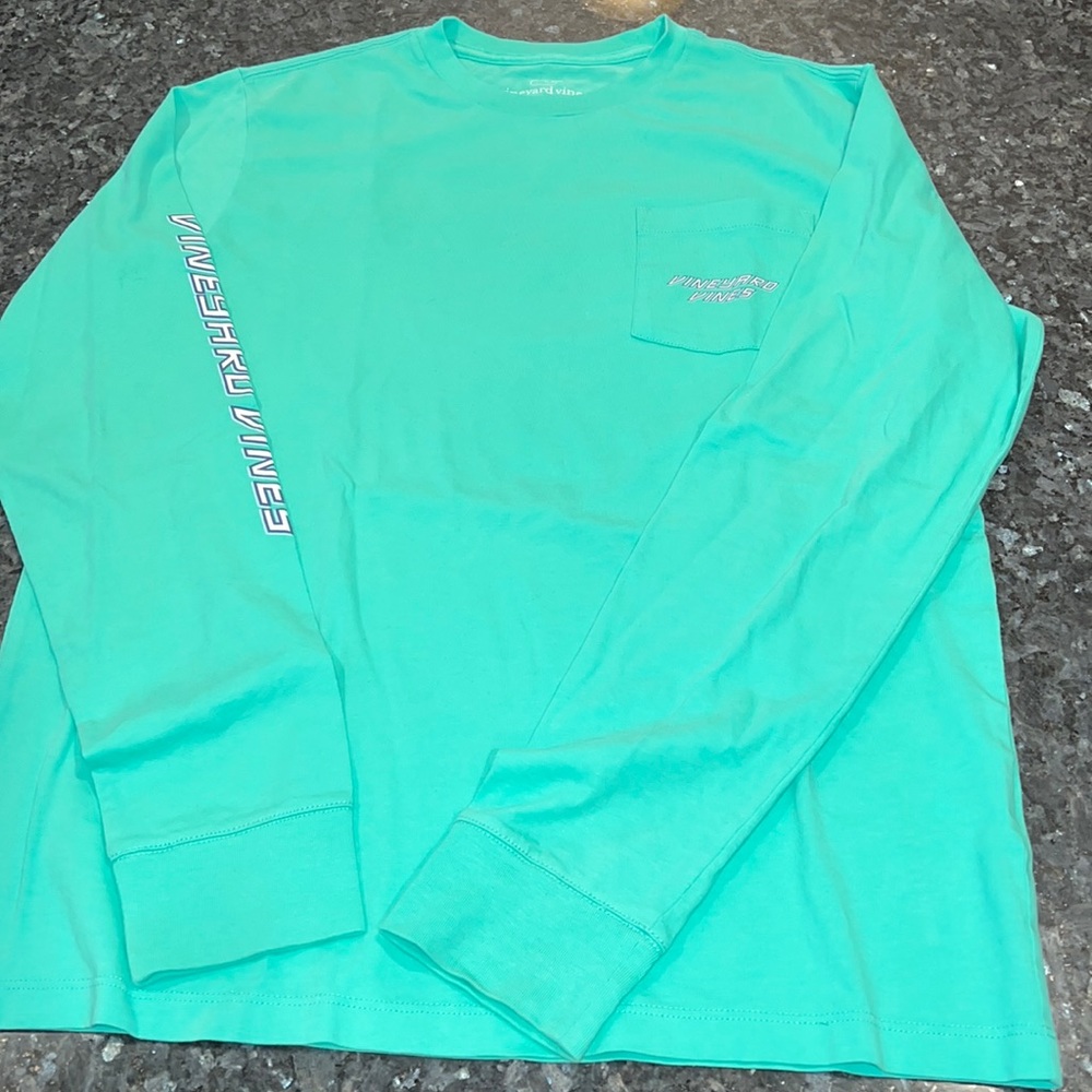 Boys Vineyard Vines long sleeve tee